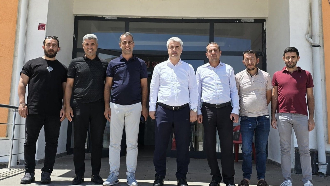 Çınarda Okullar Tatil mi?
